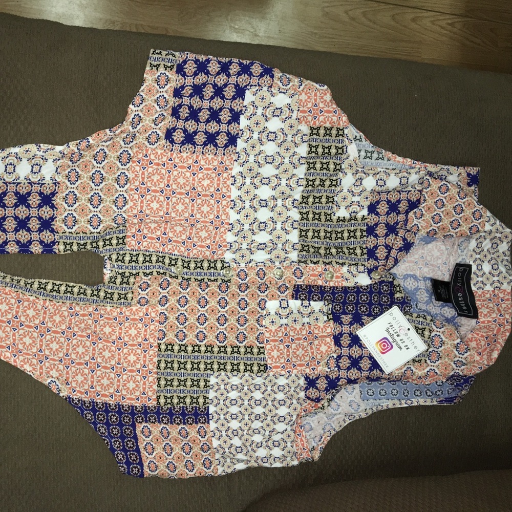 cropped tie tank